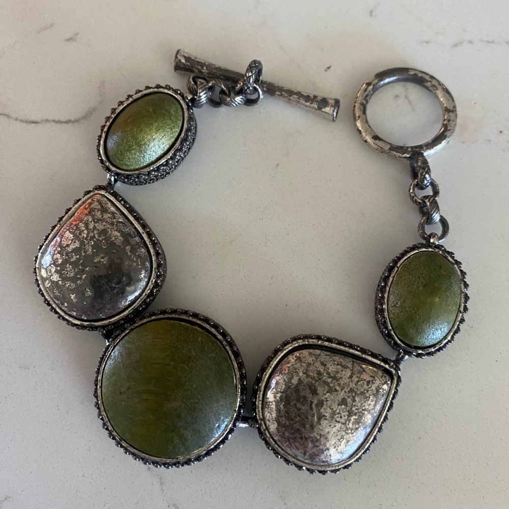 VTG Lucky Brand Bracelet Silver Tone Green Stone Womens Boho Toggle Clasp 7.5”